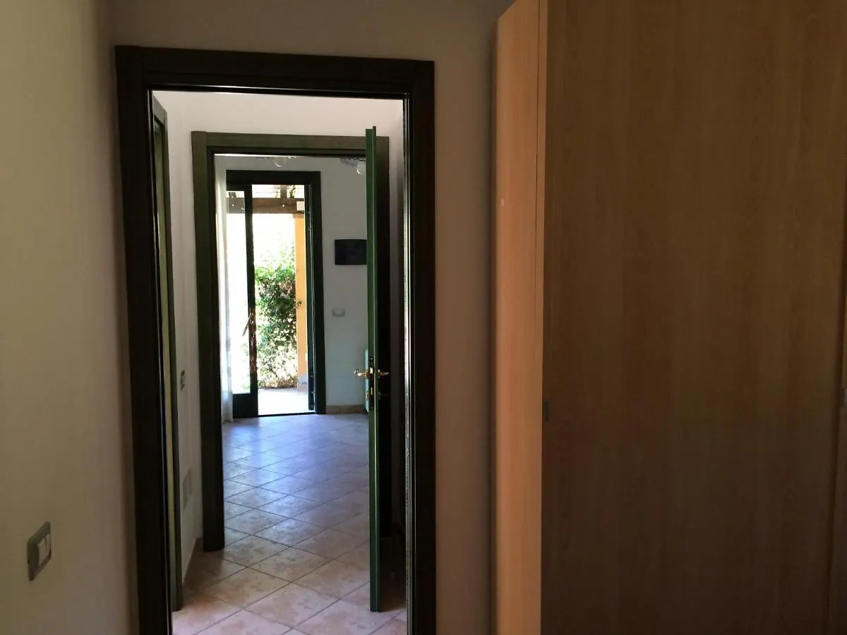 Cottage Su Giudeu Chia